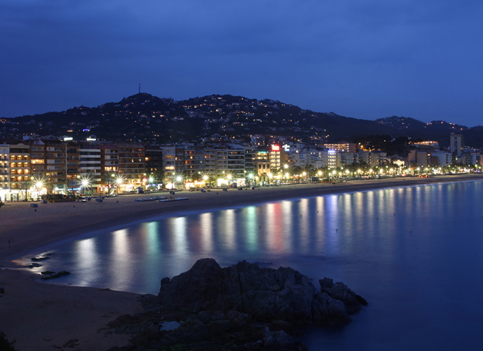 Ausflug Calella - Lloret by Night - Strand