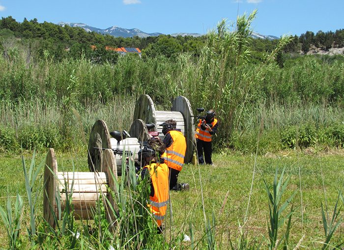 Ausflug Novalja Zrce - Paintball - Gruppe Deckung Männer