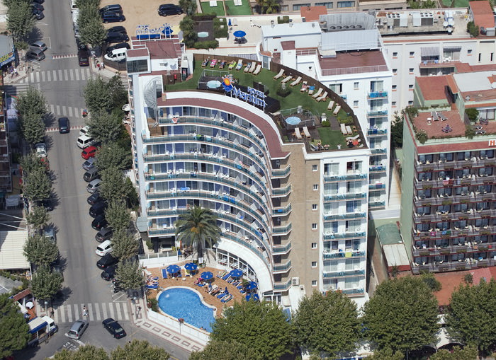 Hotel Maritim - Calella - Luftbild