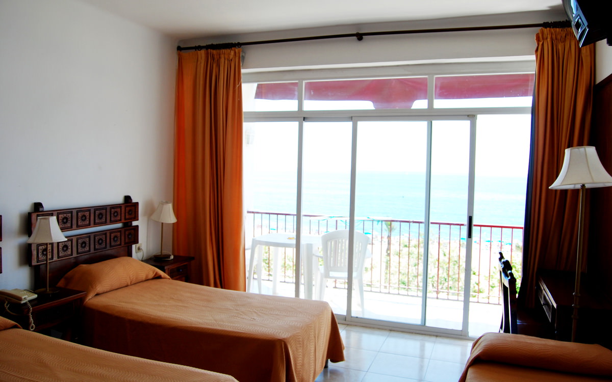 Hotel Mont Rosa - Calella - Zimmer