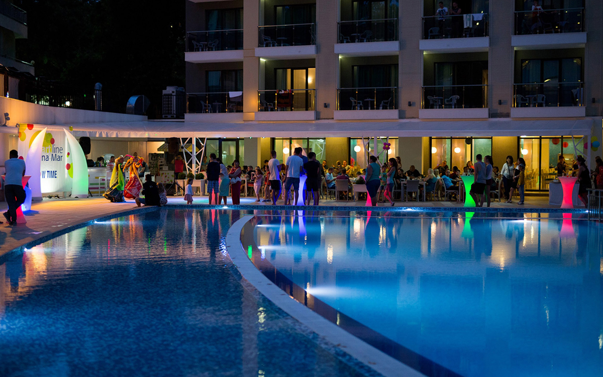 Hotel Arena Mar Goldstrand - Poolnight