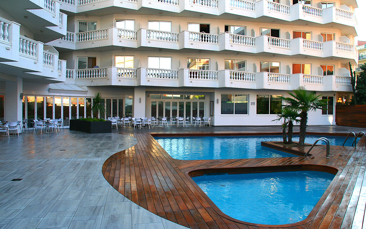 Hotel Bernat II Lloret de Mar - Pool