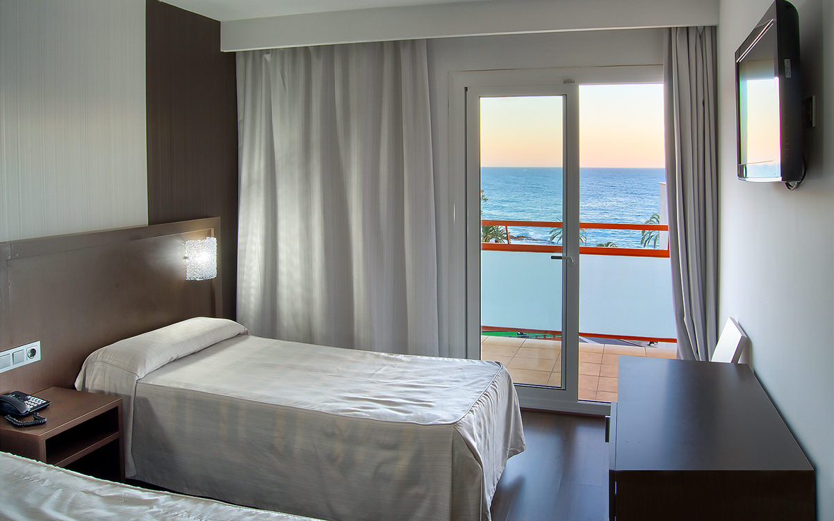 Hotel mariner lloret de mar zimmer ausblick